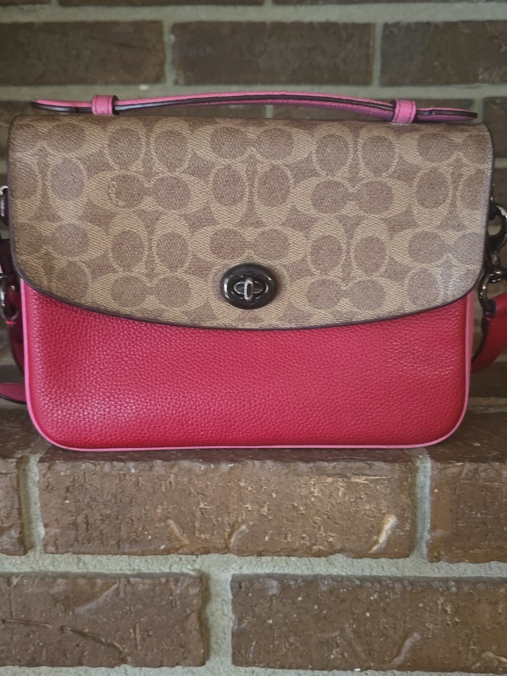 Coach Cassie Crossbody In Signature Blocking Tan Red/ Apple Bag